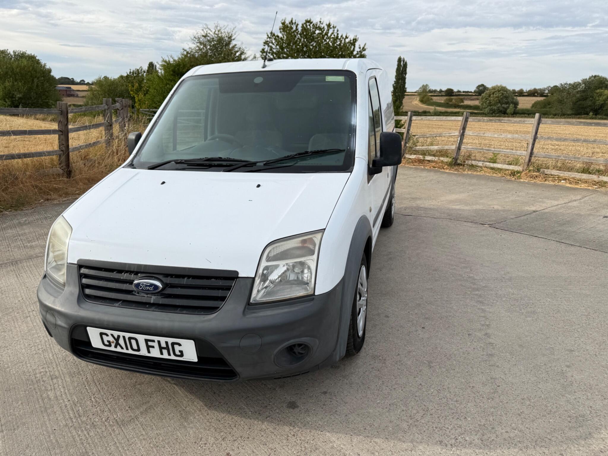 Ford Transit Connect 1.8 TDCi T200 L1 H1 4dr — photo 45 of 86